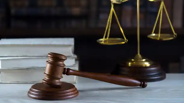 男童在自家鱼塘触电截肢 索赔309万 梗图